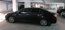 Легковий автомобіль TOYOTA CAMRY ЛЕГКОВИЙ СЕДАН-В, 2016 року випуску, об`єм двигуна 2494, номер державної реєстрації АА7771ЕС, номер шасі (кузова, рами) JTNBFYFK903033149, інвентарний номер 106007 та Килим для автомобіля CAMRY 50 (TOYOTA), інвентарний номер 3001901